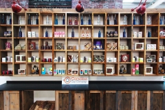 kellys-cafe-retail